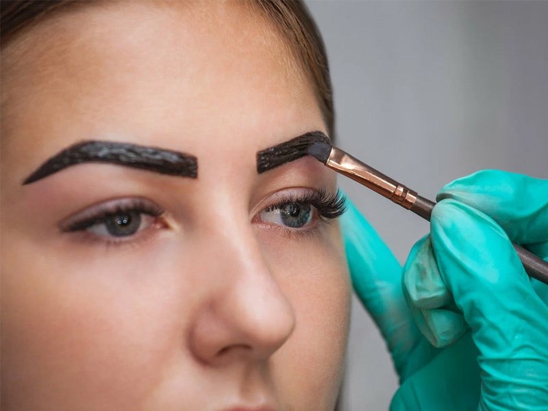 Brow tint Brow tint